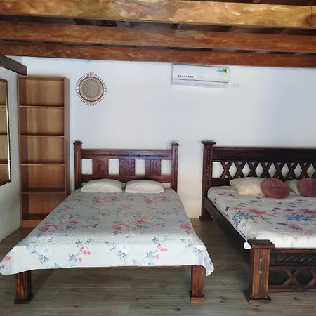 טורטוגוארו Hotel Liah'S מראה חיצוני תמונה