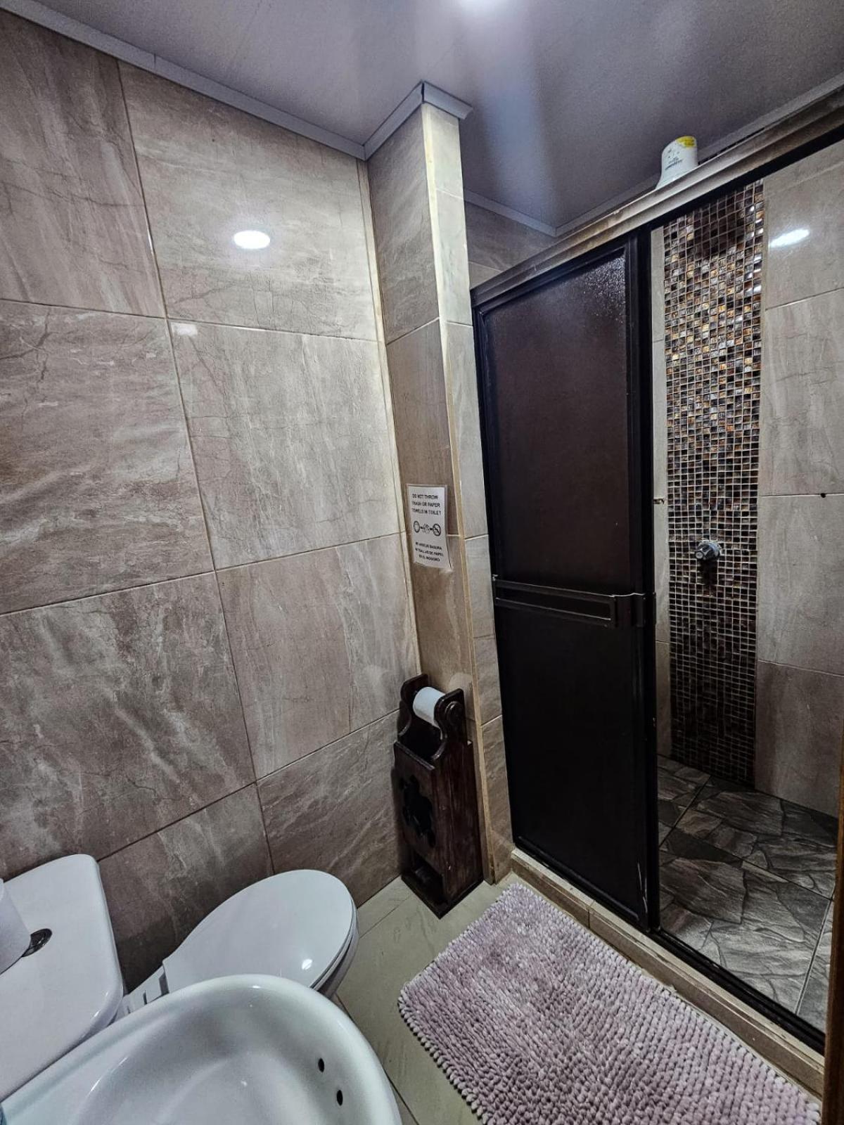 טורטוגוארו Hotel Liah'S מראה חיצוני תמונה