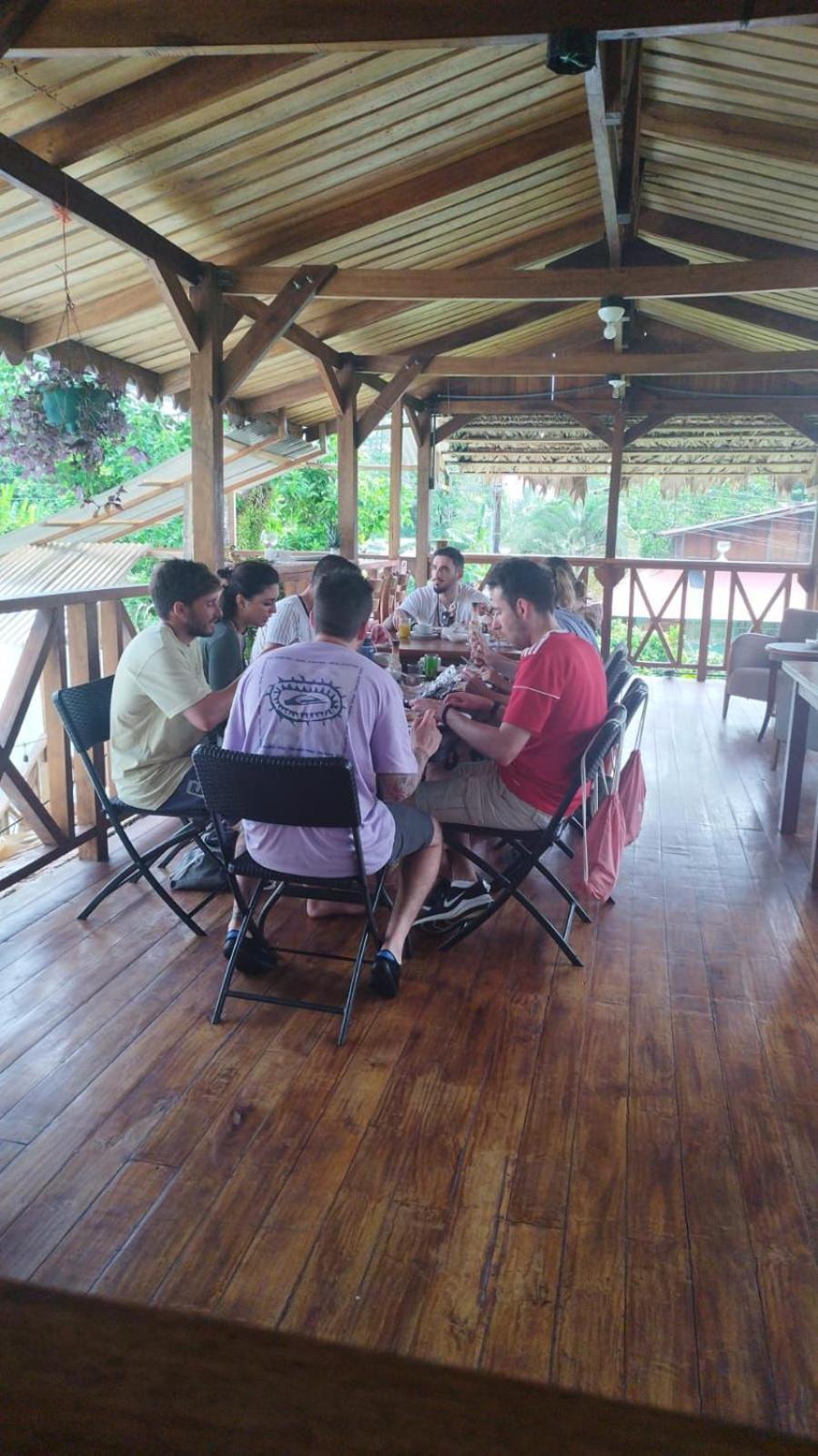 טורטוגוארו Hotel Liah'S מראה חיצוני תמונה