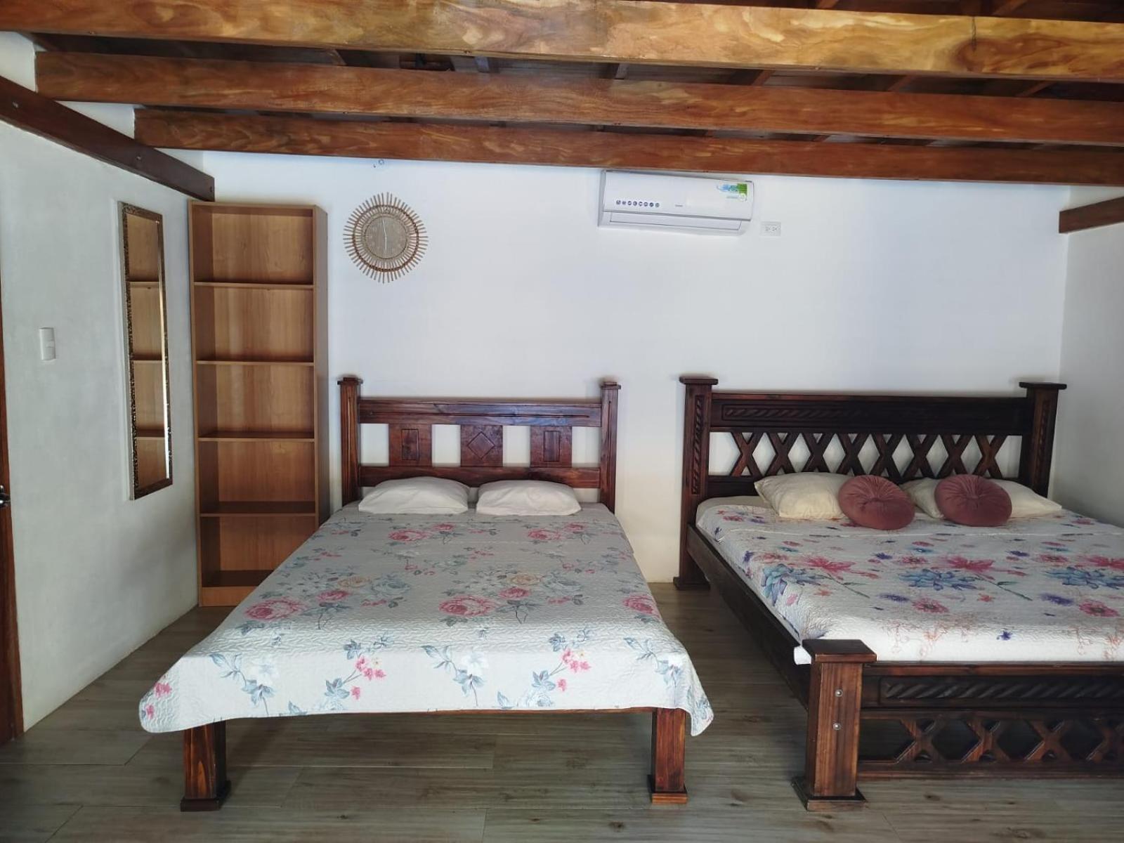 טורטוגוארו Hotel Liah'S מראה חיצוני תמונה
